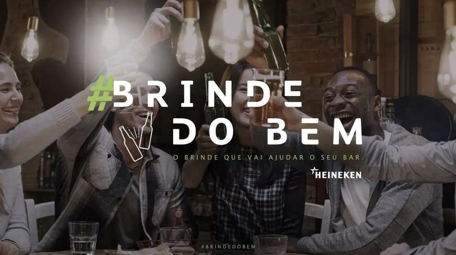 Brinde do Bem campaign key visual: friends toasting at a bar under the Heineken logo
